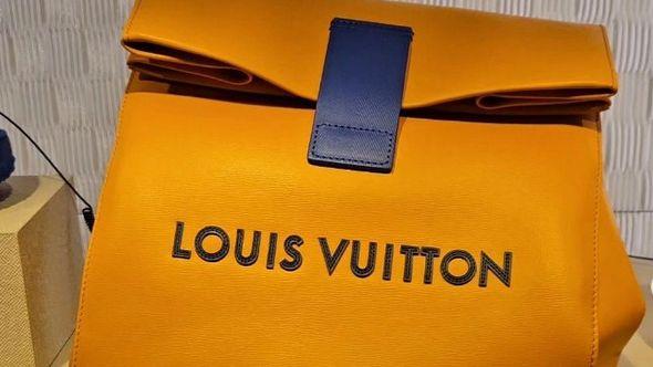 Louis Vuitton torba - Avaz