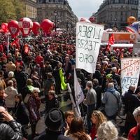 Opet protesti u Francuskoj: Hiljade ljudi na ulicama, borba protiv reforme penzionog sistema