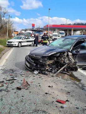 U saobraćajnoj nesreći učestvovala dva vozila - Avaz