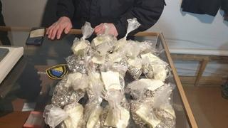 Zaplijenjeno 4.200 tableta Kamagre i 8,5 kilograma srebrenog nakita