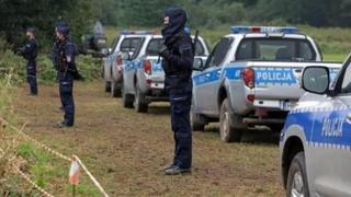 Muškarac u Poljskoj iskopao majčin leš iz groba: Držao ga 13 godina na kauču