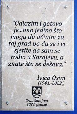 Spomen ploča u čast Ivice Osima - Avaz