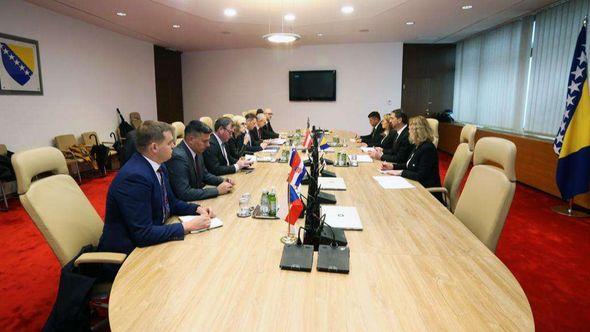 Čavara se zahvalio evropskim diplomatama i njihovim zemljama za podršku i za korake koje preduzimaju u korist BiH - Avaz