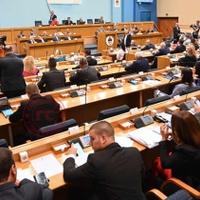 Narodna skupština RS odbila da se s dnevnog reda skloni tačka o kriminalizaciji klevete