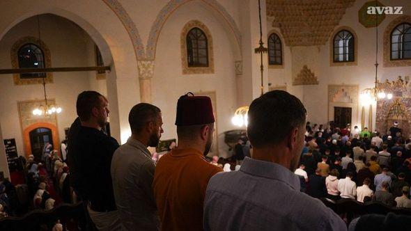 U Begovoj džamiji obilježena 17. noć ramazana - Avaz