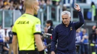 Problemi za Murinja: Nakon UEFA-e, kaznili ga i Italijani