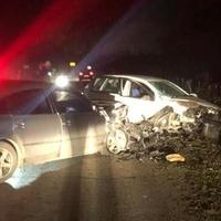 Teška saobraćajna nesreća na izlazu iz Sapne: Jedna osoba zaglavljena u automobilu