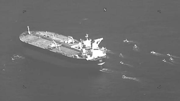 Tanker Nivoi: Okružen sa iranskim brodovima - Avaz