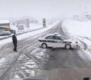 Obustavljen saobraćaj za teretna vozila na magistralnom putu Livno-Šuica