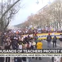 Desetine hiljada učitelja na ulicama Lisabona