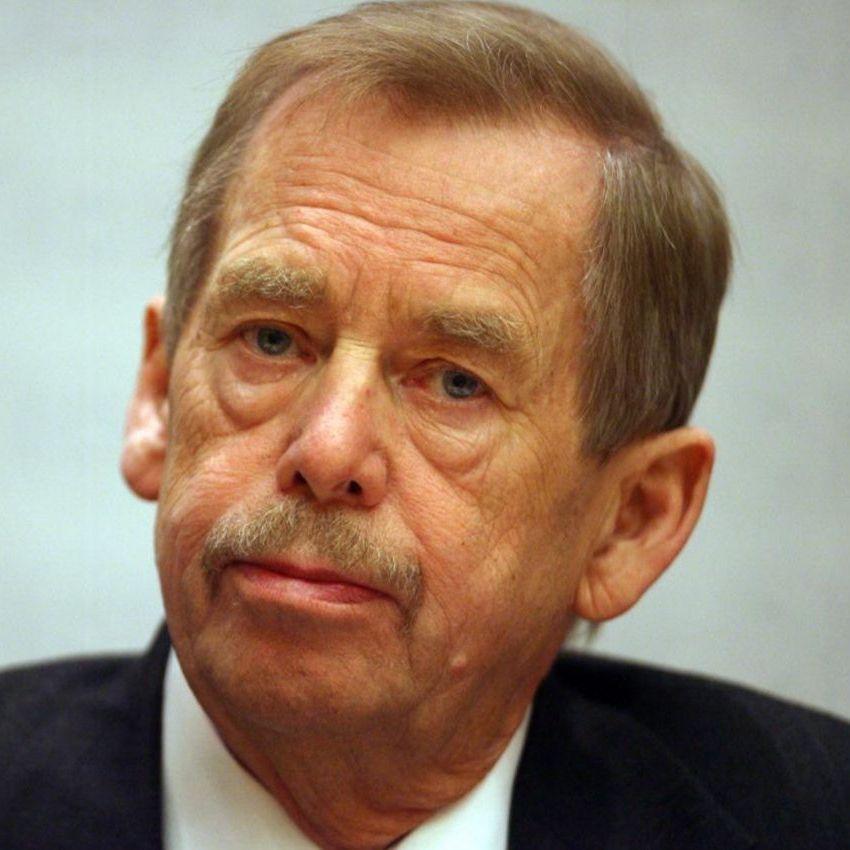 "Avazov vremeplov": Šta je Vaclav Havel poručio u intervjuu 2004. godine 