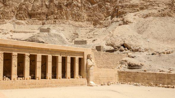 Hram kraljice Hatšepsut - Avaz