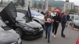 U Tuzli održan susret ljubitelja automobila "CarMeet"