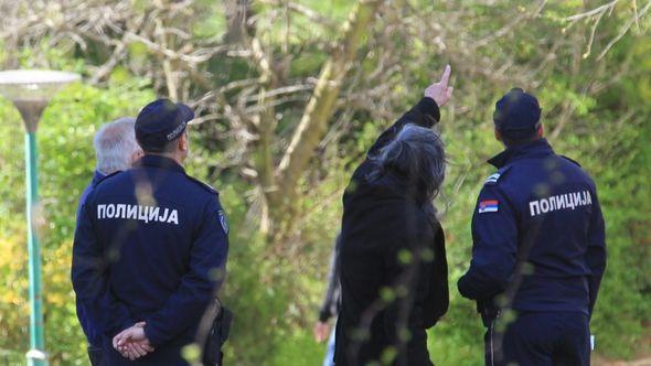 Policiji pokazuju gdje su bacili tijelo - Avaz