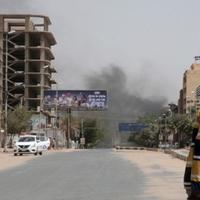 SAD razmatra evakuaciju svoje ambasade iz Sudana: Upitna sigurnost Amerikanaca