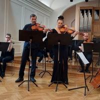 Na Muzičkoj akademiji UNSA održan koncert Gudačkog orkestra "SA Sinfonietta"