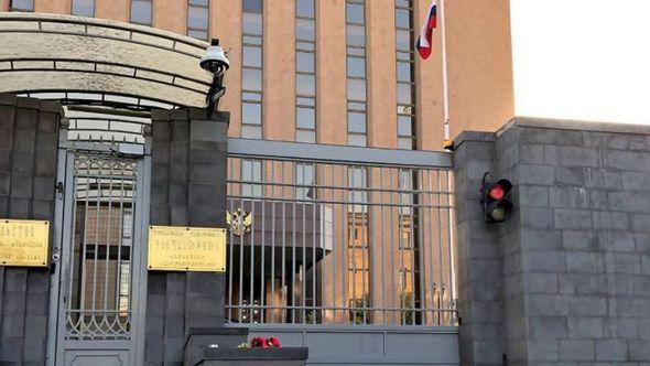 Zgrada ambasade je blokirana - Avaz