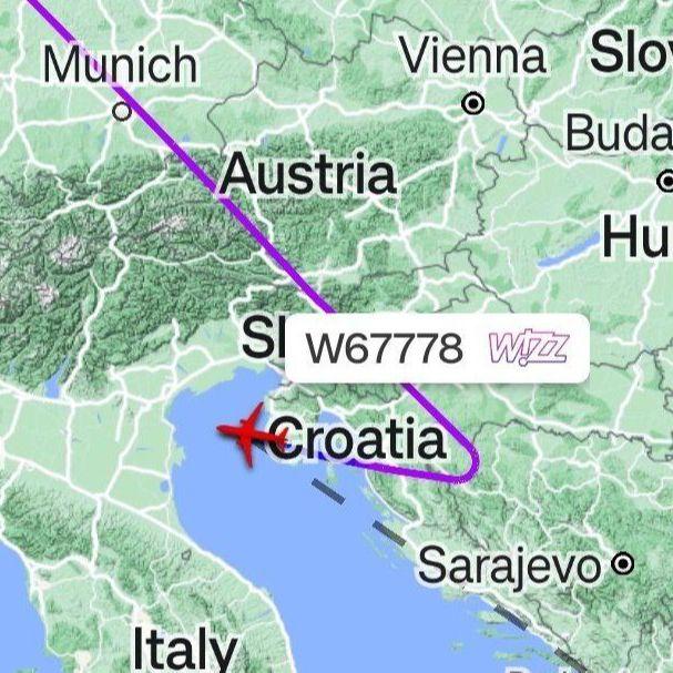 Avion WizzAira došao do granice Hrvatske i BiH, pa naglo promijenio pravac