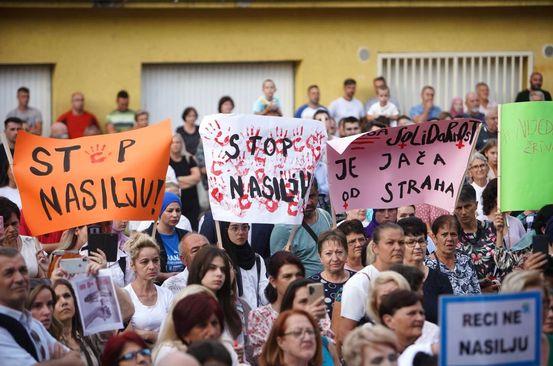 Enisu na protestima podržalo gotovo 3.000 građana  - Avaz