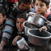 Izrael nastavio smrtonosno bombardiranje: 2,2 miliona ljudi na rubu gladi u Gazi