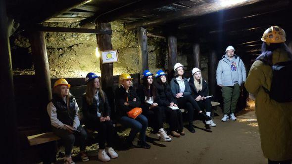 Polaznici na prvom času u tunelu Ravne - Avaz