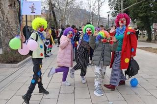 Karnevalska povorka prošetala ulicama Mostara