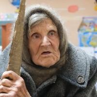 Starica od 98 godina pješačila 10 kilometara da bi pobjegla s okupiranog teritorija u Ukrajini