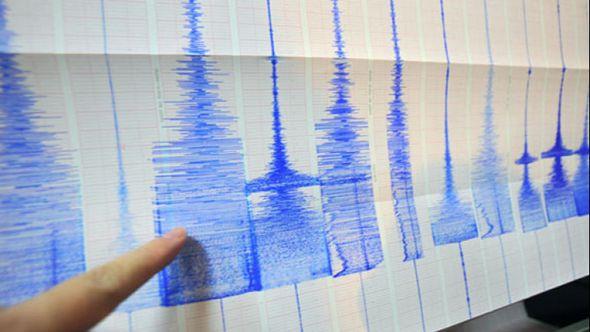 prvi potres zabilježen je u 18.59 sati kod Kruševca i bio je jačine 2,4 stepena po Rihteru - Avaz
