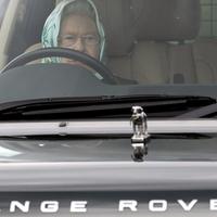 Range Rover koji je pripadao kraljici Elizabeti II ide na aukciju