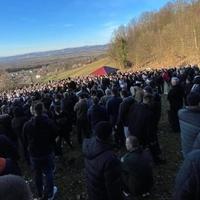 Nezapamćena dženaza u Donjoj Lukavici: Hiljade ljudi na posljednjem ispraćaju gradonačelniku Živinica