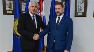 Banožić i Čović: Hrvatska daje snažnu podršku BiH u dostizanju NATO partnerskih ciljeva