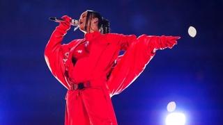 Rihanna napravila šou na Super Bowlu: Otkrila da je trudna sa drugim djetetom