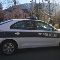 Diler uhapšen u Mostaru: Iza bolnice pacijentima prodavao marihuanu