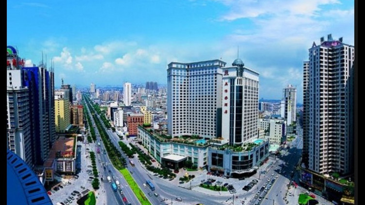 Dongguan city guangdong province. Дунгуань Сити. Дунгуань ШАЙНКОН. Дунгуань центр деревня. Дунгуань культура.