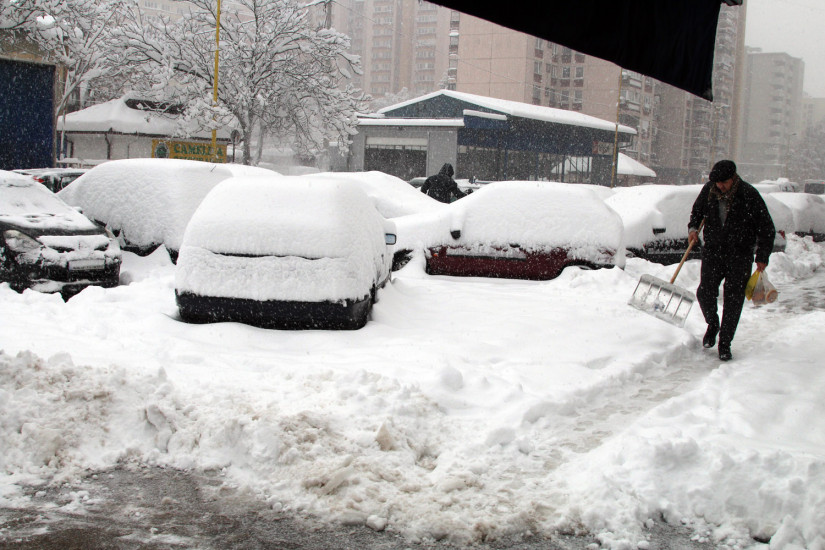 Snijeg na ulicama Tuzle