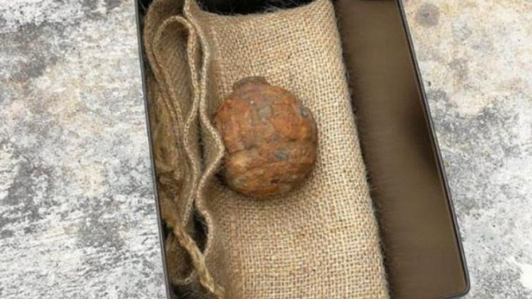 Ručna granata, teška kilogram