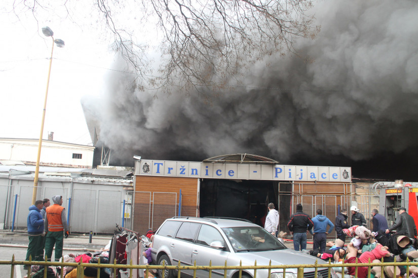 Požar na Gradskoj pijaci u Tuzli