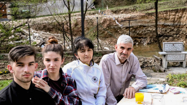 Porodica Hodžić: Gradnja strojarnice na manje od 10 metara od kuće 