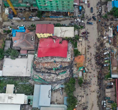 Srušena zgrada u Kambodži