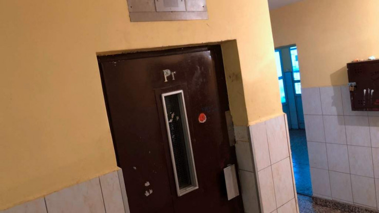 Pokvareni lift - Avaz, Dnevni avaz, avaz.ba