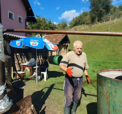 Vuković pored svoje „vesele mašine“: Bosanski brend