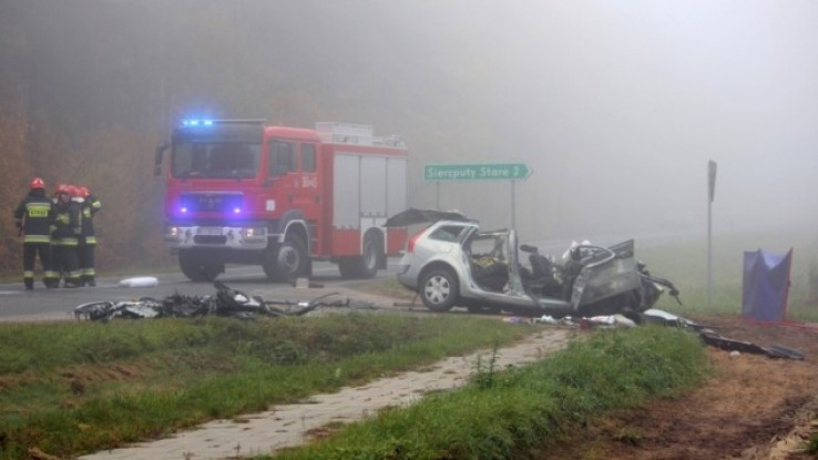 Smrskani automobil u kojem su se nalazili nesretni mladiÄi - Avaz, Dnevni avaz, avaz.ba