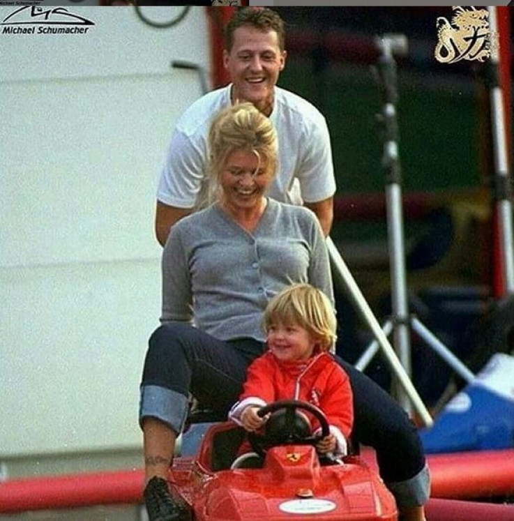 Đina sa mamom i tatom - Avaz, Dnevni avaz, avaz.ba