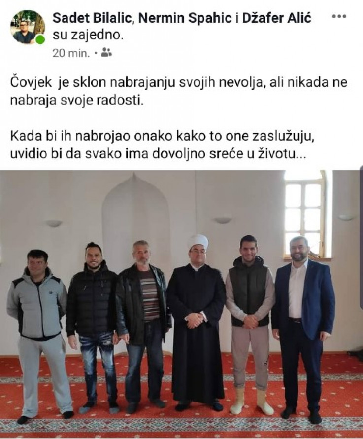 Spahić u džamiji - Avaz, Dnevni avaz, avaz.ba