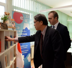 Sakamoto i Turčilo: Projekt "100 knjiga o savremenom Japanu"