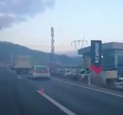 Sudar tri vozila na brzoj cesti u Blažuju: Nema povrijeđenih