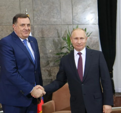 Dodik i Putin: Poziv na svečanost