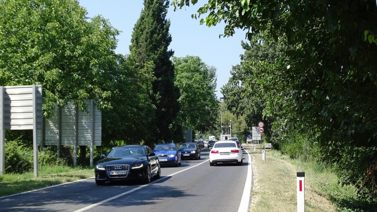 Usporeno se saobraća na putevima Livno-Kamensko i Doboj-Šešlije - Avaz, Dnevni avaz, avaz.ba
