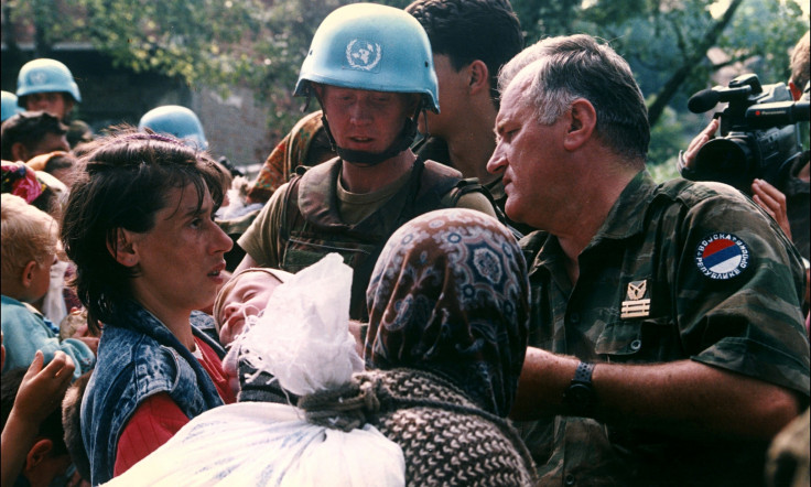 Ratko Mladić u Srebrenici,  juli 1995.
