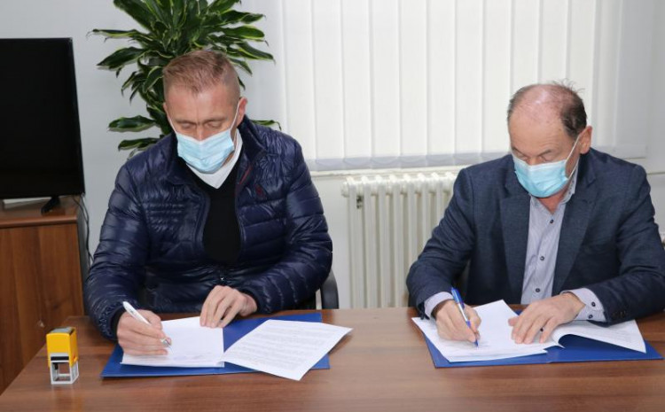 Ugovor potpisli Nihad Helać i Hajrudin Grabovica